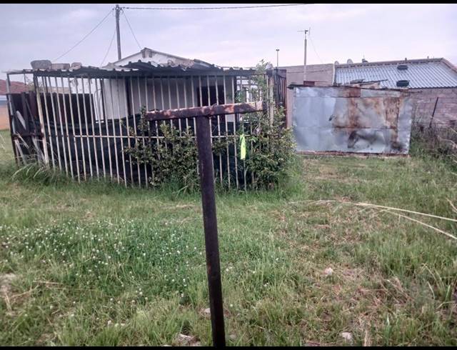 2 BEDROOM HOUSE FOR SALE IN KWENELE SOUTH